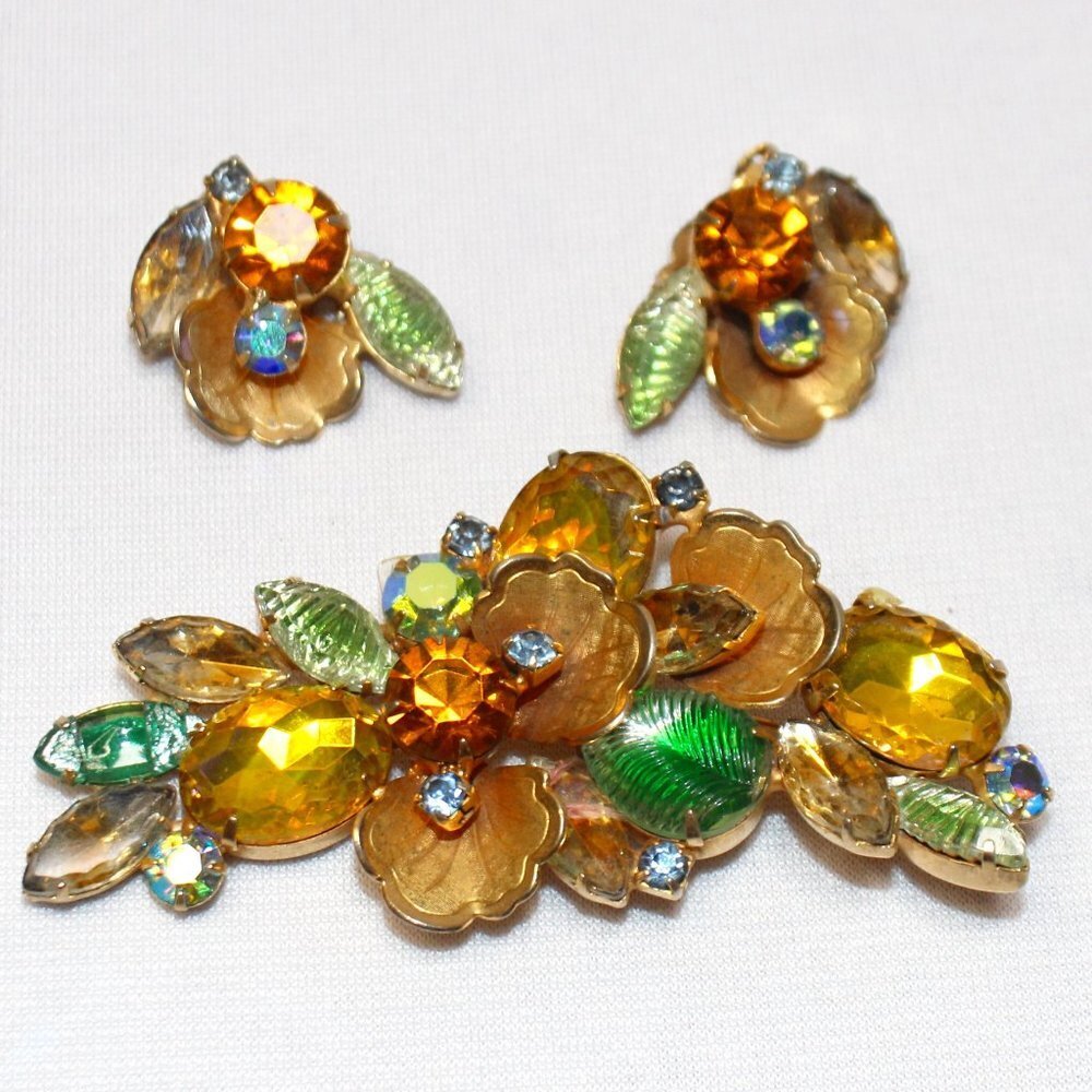 Vintage JULIANA Topaz and Aurora Borealis Rhinestone Brooch & Clip Earring Set